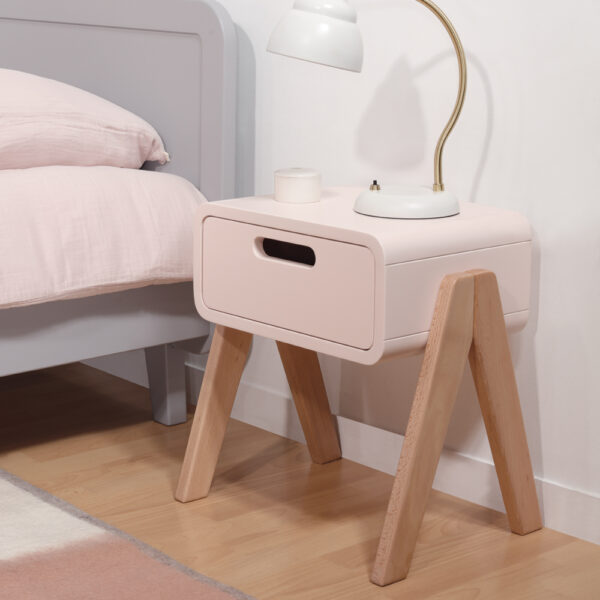 chevet-petit-robot-rose-poudre-bois-naturel-chambre-fille Chevet Petit Robot rose poudre et bois naturel chambre fille