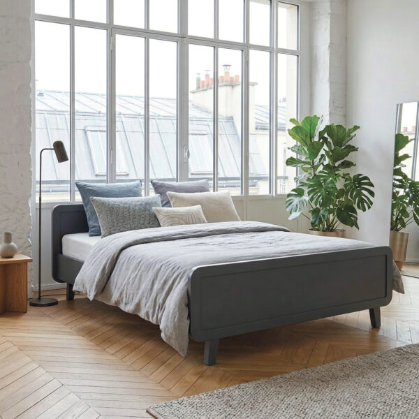 lit-rond-160x200-gris-chambre-loft Lit rond 160x200 cm gris dans une chambre adulte style loft