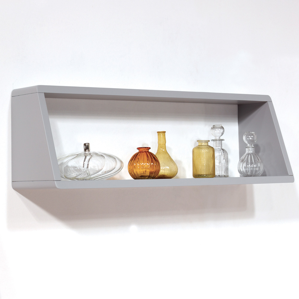 Étagère Engagée 80 cm coloris gris vue de côté avec objets décoratifs