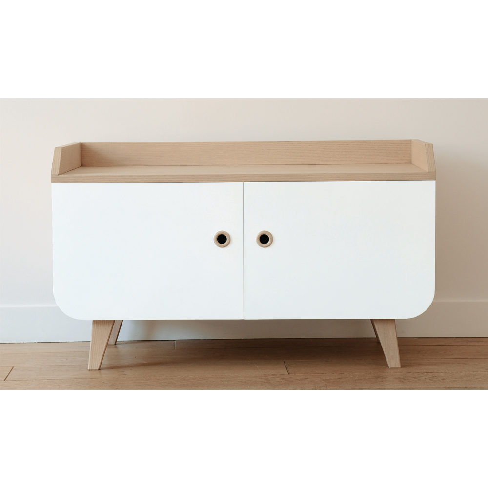 Petit buffet Zen bois de frêne et portes blanches vue de face